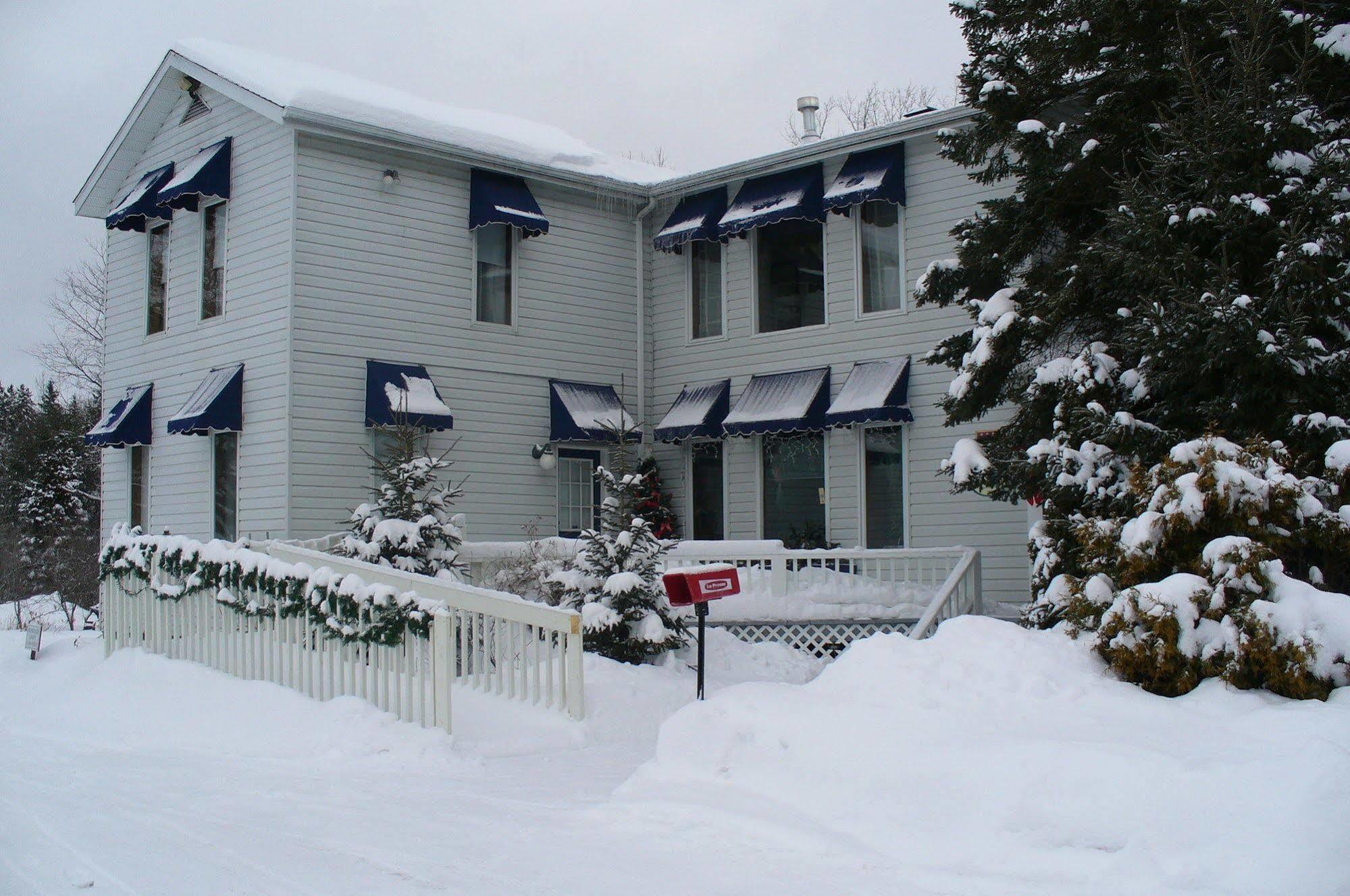 Auberge Clos-Joli Morin Heights Eksteriør bilde